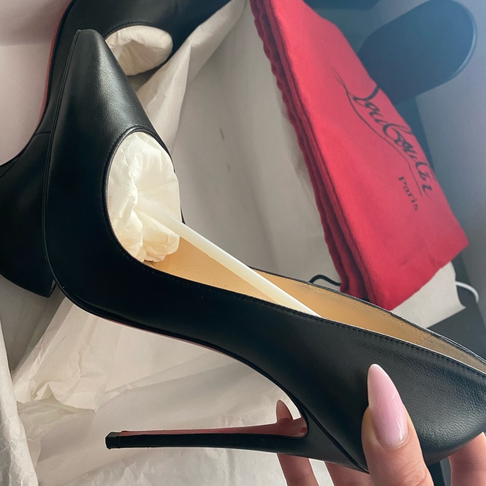 So Kate Louboutins